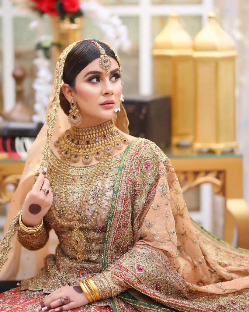 Kubra Khan