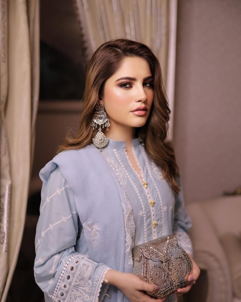 Neelam Muneer